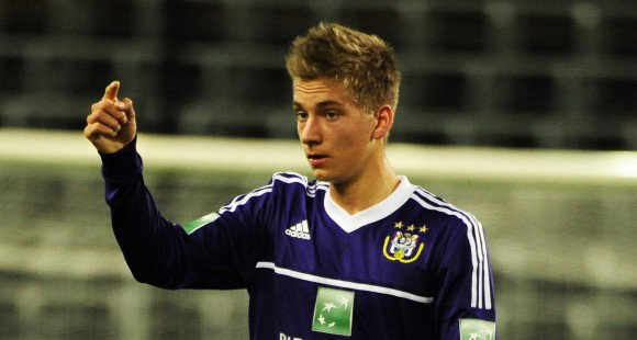 Club have made €9m+ package deal for Leicester man - Player wants ...