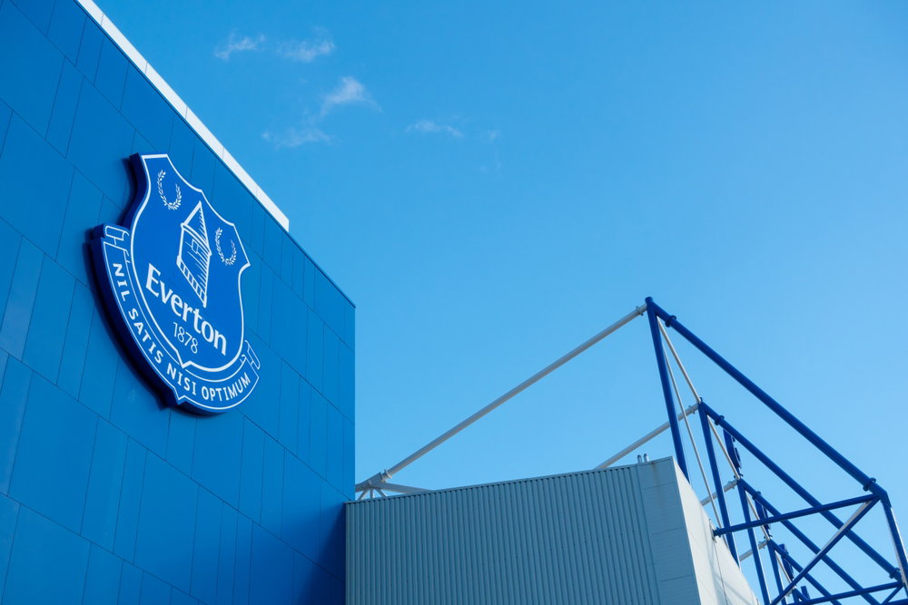 Door opening for Everton player’s summer exit – Moyes’ decision could lead to concrete offers
