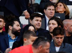 Pochettino holds airport interview – Flirts with job after Tottenham serenade Mauricio Pochettino