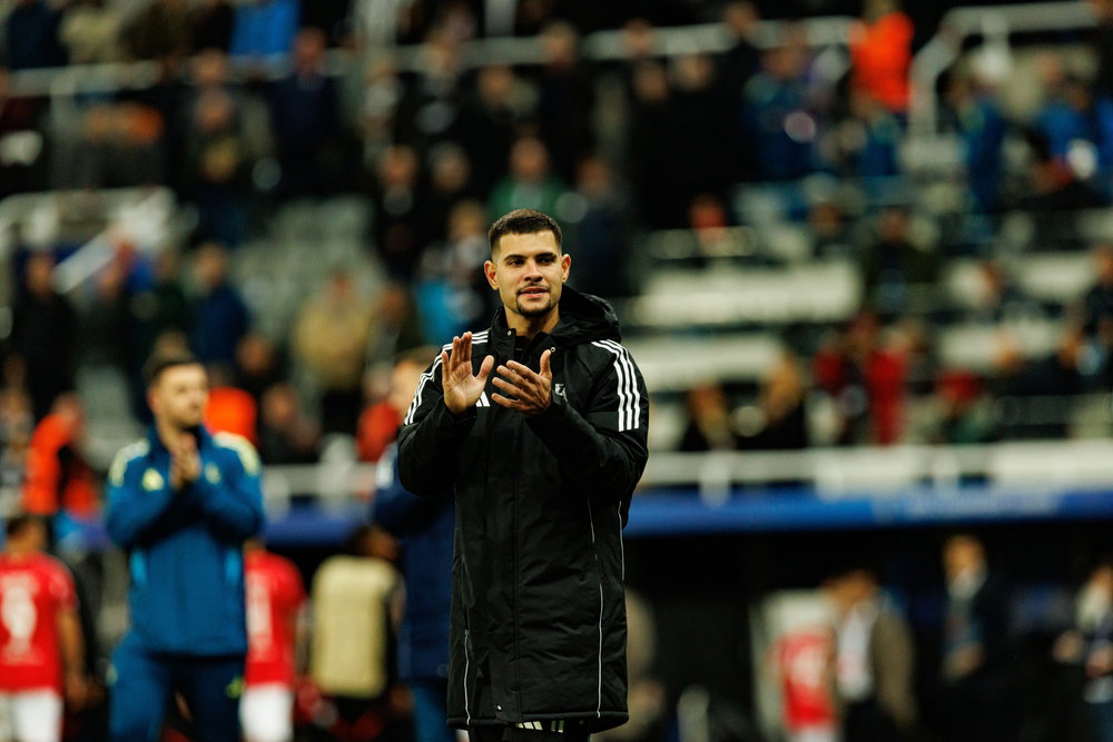 Bruno Guimar es Agents Find Newcastle United A New Midfielder Will 