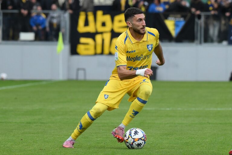 Player turned down ‘very serious’ Celtic offer – Wolves and Norwich City submit bids