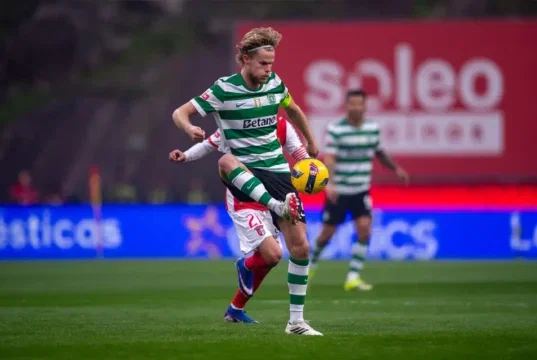 Agent at match as Manchester United circle to sign Morten Hjulmand