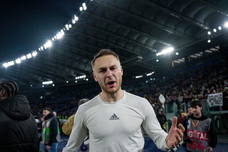 Agent at work as Manchester United in picture for midfielder – Deal would be €30m gamble