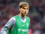 Nottingham Forest ‘crazy’ about player despite hold up – Outgoing can resume talks Jan Ziółkowski