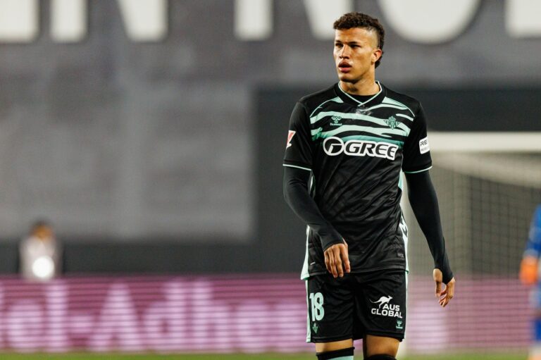 Leeds United, Ipswich Town and Wolves sending reps to Dublin for Colombian