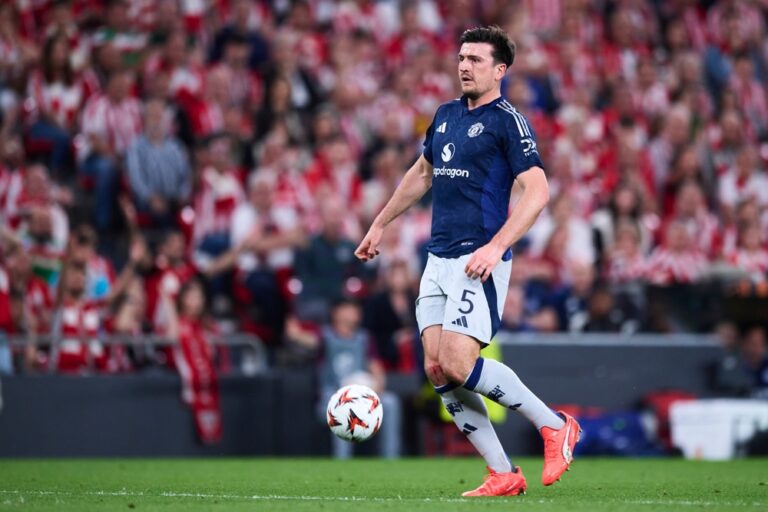 “Has to be Rooney” – Harry Maguire picks Man United legend over Man City star